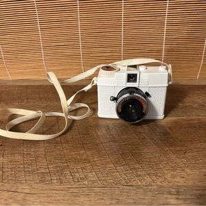 White Vintage MINI Diana 35mm film Camera